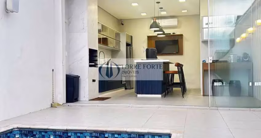 Linda casa com piscina, 2 dormitórios,1 suíte e 2 vagas na vila antonieta