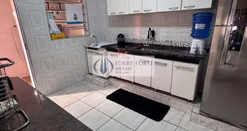 Sobrado com 3 dormitorios 2 suites 1 vaga , varanda na vila formosa.