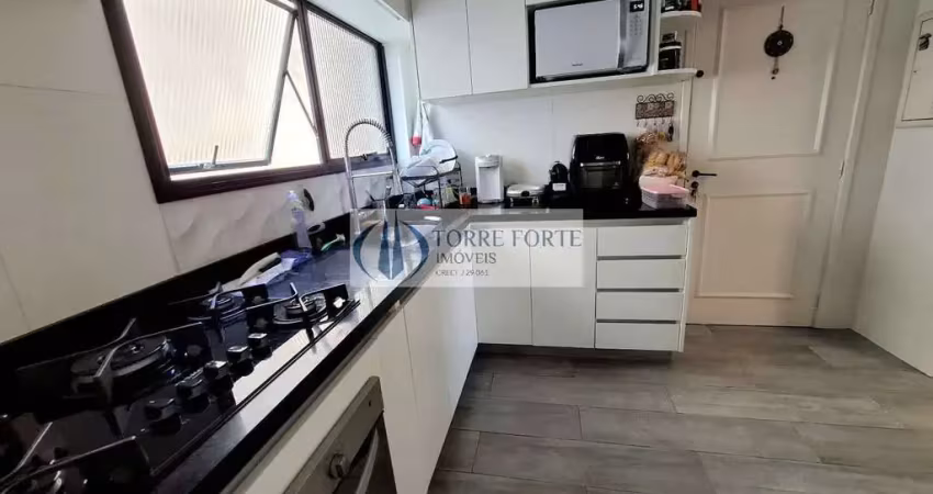 Apartamento com 3 dormitorios 1 suite 2 vagas , varanda na vila andrade.