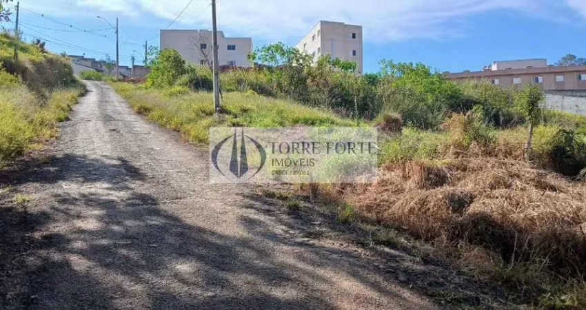 Terreno à venda na Rua Sete, s/n, Chácaras Luzia Vicente, Bragança Paulista