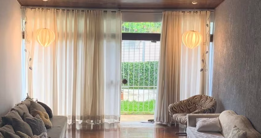 Casa para Venda em São Bernardo do Campo, Nova Petrópolis, 3 dormitórios, 1 suíte, 4 banheiros, 4 vagas