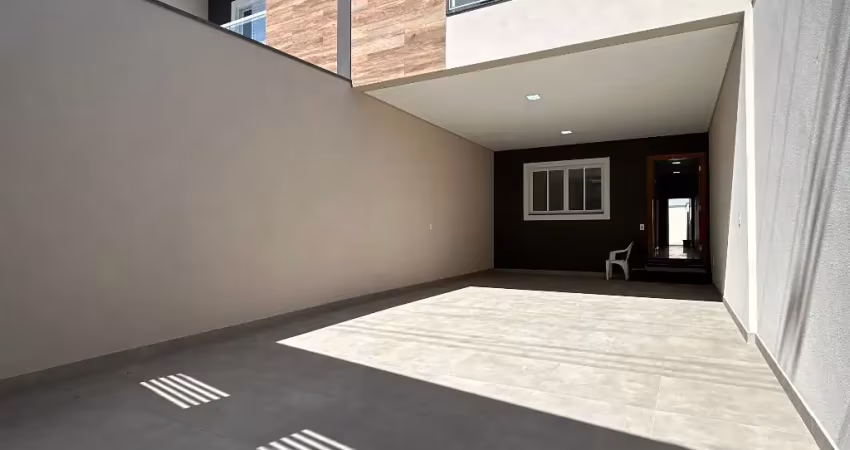 Vendo sobrado prox ao parque do pasaros a venda casa novo pronta pra ser habitada aceita financiamento