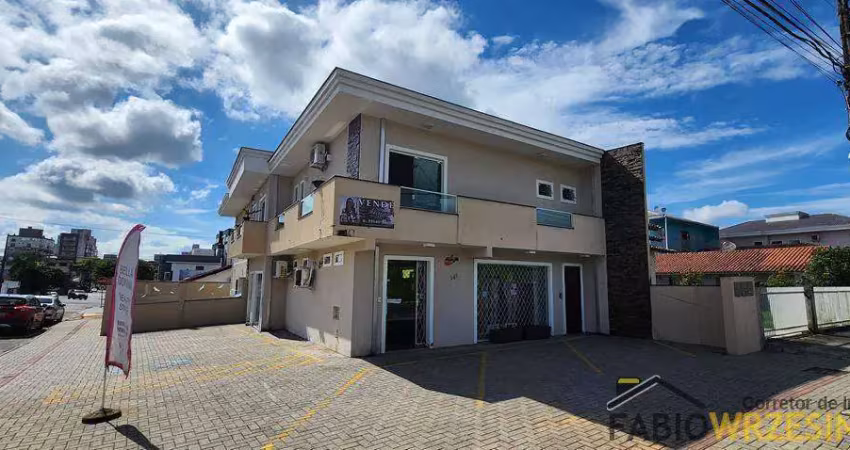 Sobrado Comercial e Residencial no bairro Costa e Silva