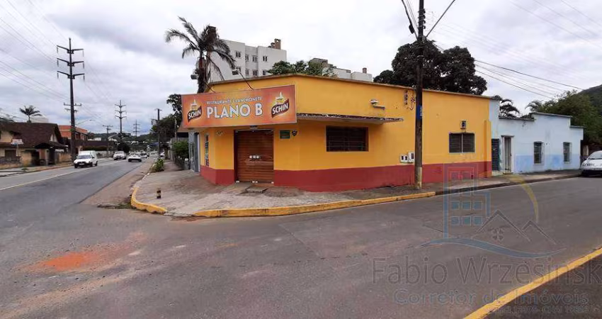 Sala de esquina no bairro atiradores