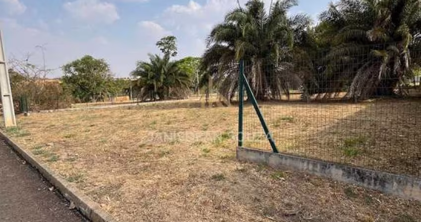 Chácaras Recanto Paraíso - Terreno à venda no bairro Centro - Guapó/GO