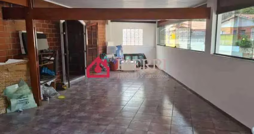 Casa a venda no Vista Verde 5 vagas, 3 suítes, Pirituba