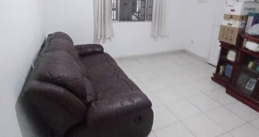 SÃO VICENTE - CASA AMPLA COM QUINTAL E POMAR
