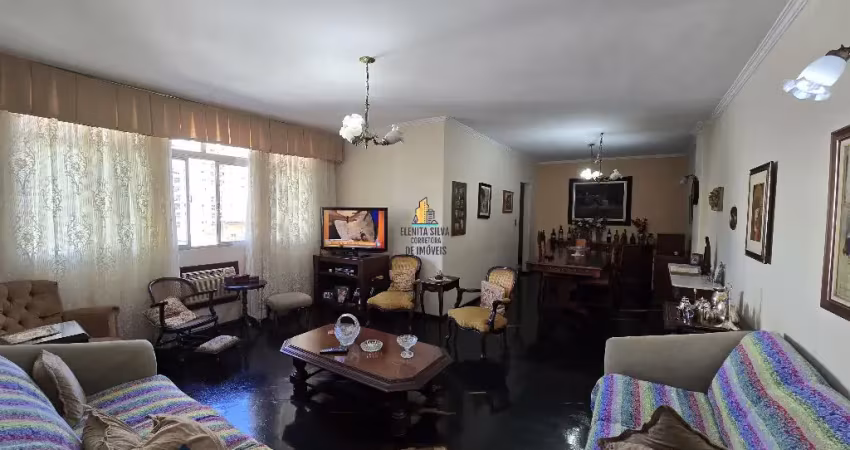 Apartamento amplo –  3 dorm - 1vg - a poucos metros da praia em santos/sp