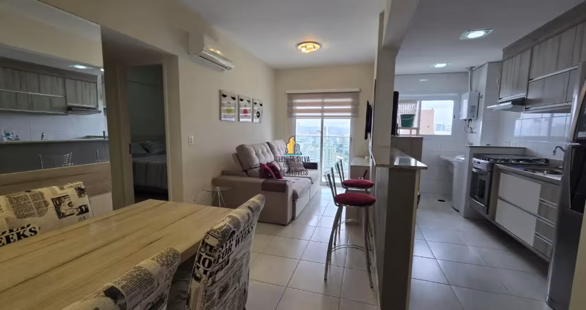 Gonzaga, – venda – 01 dormitório mobiliado – porteira fechada - com serviços – 49 au – lazer total