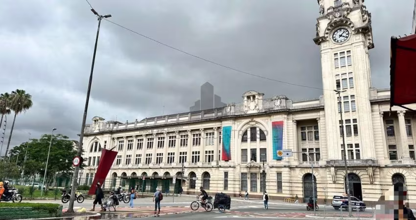 Prédio Inteiro em Campos Elíseos - São Paulo, SP