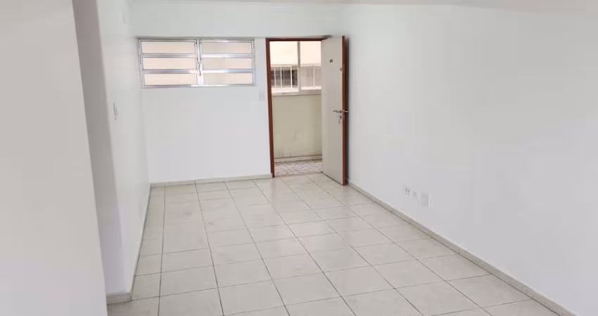 Apartamento em Sumarezinho  -  São Paulo