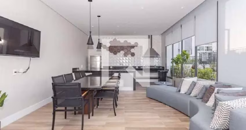 Apartamento em Vila Mariana  -  São Paulo