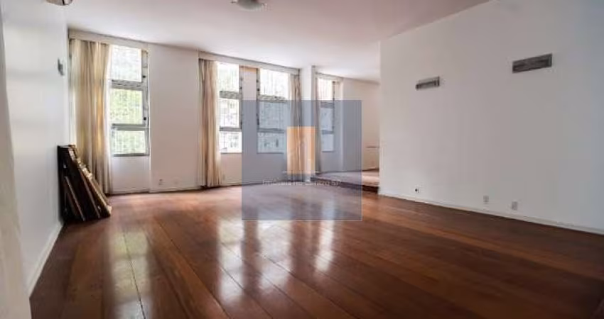 Apartamento em Jardim Paulista  -  São Paulo