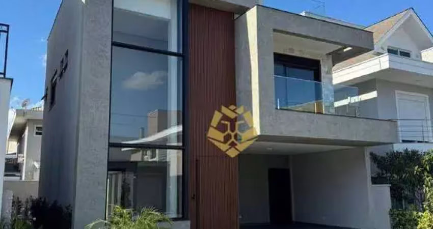 Lindo Triplex com 4 dormitórios à venda, 353 m² por R$ 2.800.000 - Pinheirinho - Curitiba/PR