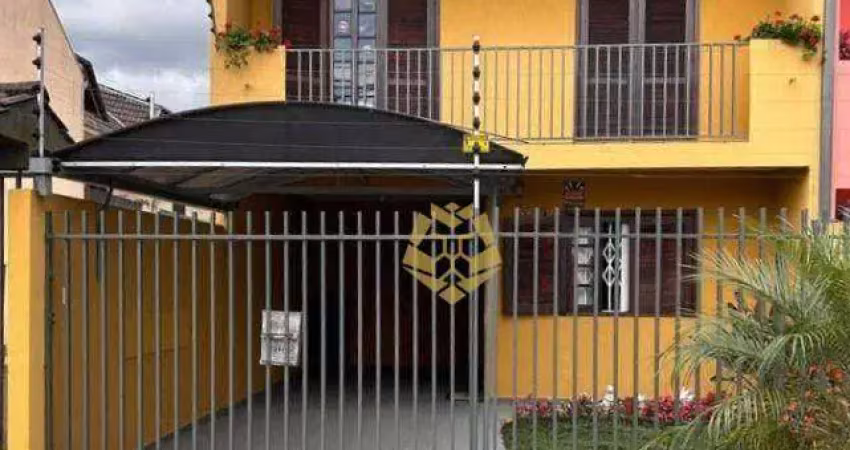 Maravilhoso sobrado com 3 dormitórios para alugar, 150 m² por R$ 4.800/mês - Uberaba - Curitiba/PR