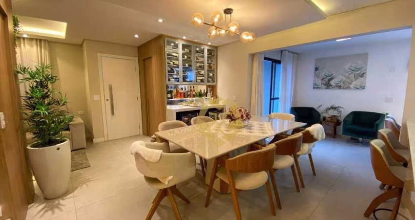 Excelente Casa com Porteira Fechada à venda, 270 m² por R$ 1.700.000 - Boa Vista - Curitiba/PR!