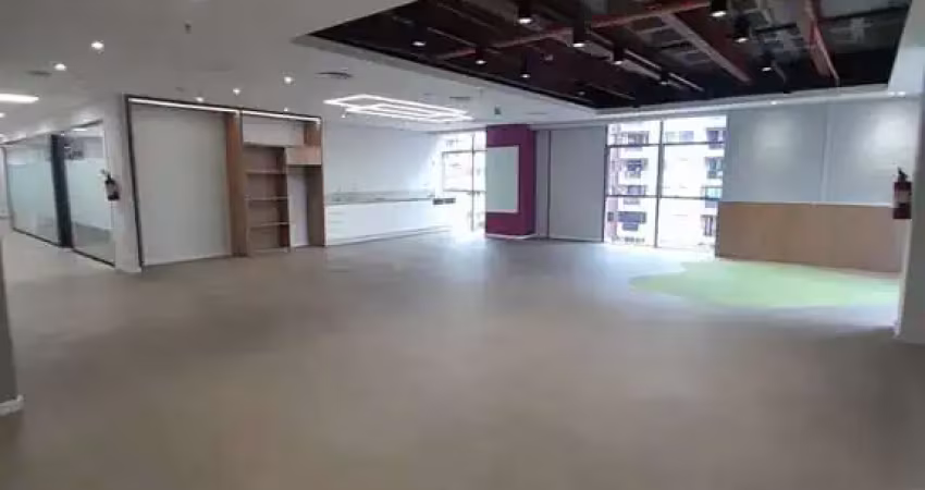 Sala comercial com 5 salas para alugar na Avenida Iguaçu, 2821, Água Verde, Curitiba