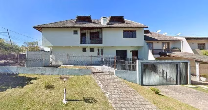 Sobrado com 4 dormitórios para alugar, 220 m² por r$ 3.500/mês - capão da imbuia - curitiba/pr