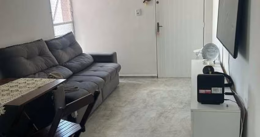 Condomínio Topázios - Apartamento Semi Mobiliado à venda no Condomínio Topázio, no bairro Jardim Maricá em Mogi das Cruzes, SP, com 2 dormitórios