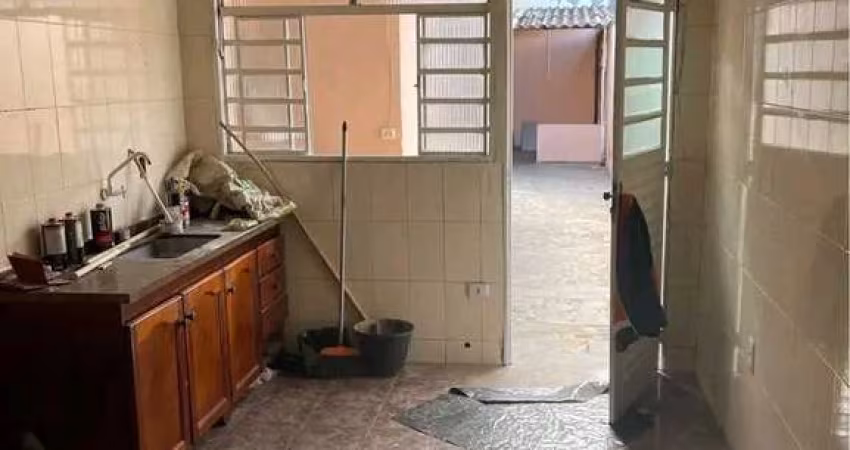 Casa Sobrado para locação no Conjunto Residencial Álvaro Bovolenta, Mogi das Cruzes/SP, com 4 dormitórios