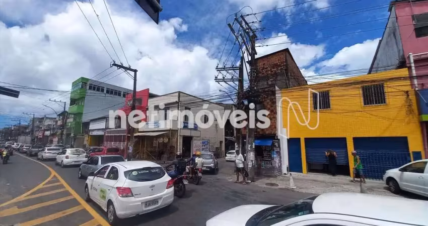 Ponto comercial com 1 sala para alugar na Rua Luiz Régis Pacheco, 179, Uruguai, Salvador