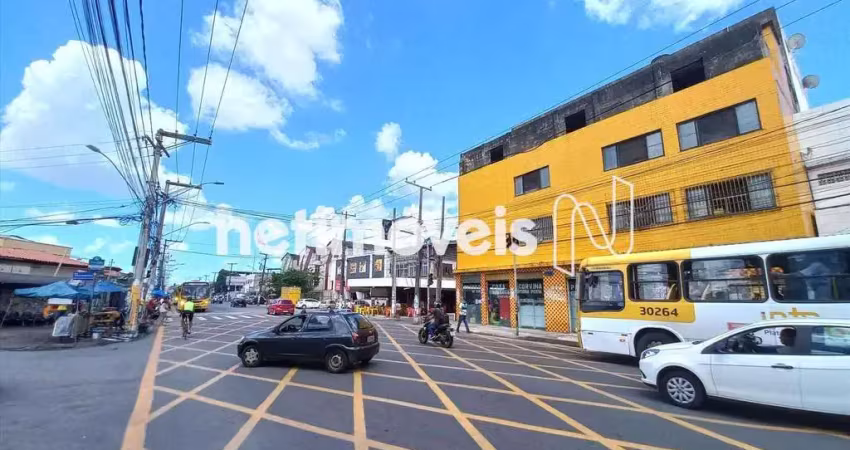 Ponto comercial com 1 sala para alugar na Avenida Caminho de Areia, 1, Caminho de Areia, Salvador