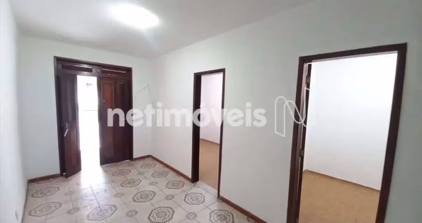 Apartamento com 3 quartos para alugar na Rua Oriental, 42, Liberdade, Salvador