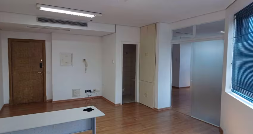 Sala comercial com 1 sala para alugar na Rua Alcides Ricardini Neves, 12, Cidade Monções, São Paulo