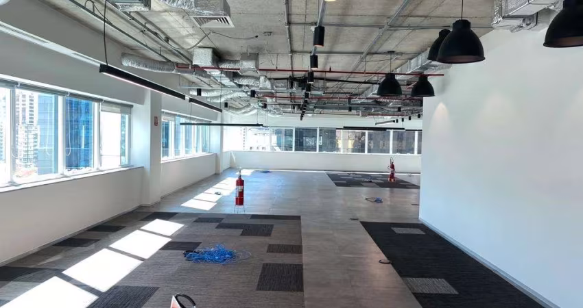 Sala comercial com 6 salas para alugar na Avenida Brigadeiro Faria Lima, 1336, Jardim Paulistano, São Paulo