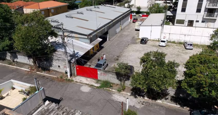 Barracão / Galpão / Depósito com 3 salas para alugar na Rua Miranda Ribeiro, 342, Santo Amaro, São Paulo