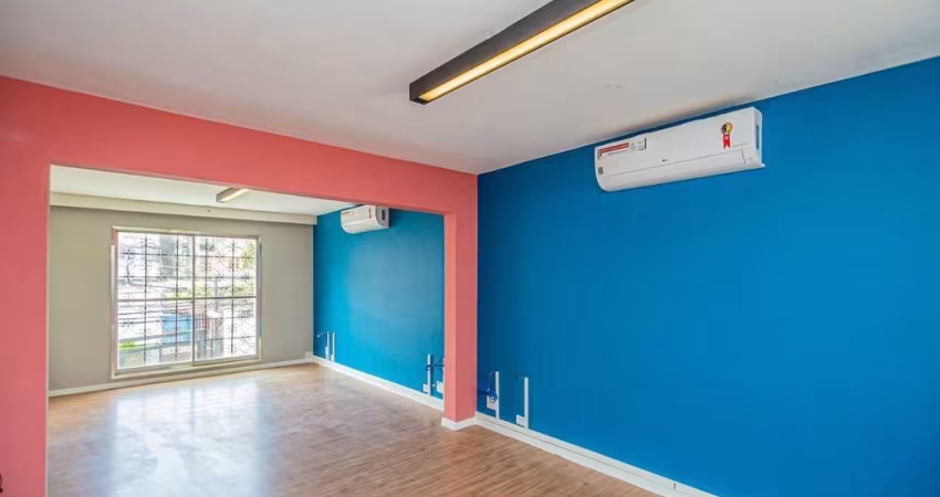 Casa comercial com 5 salas para alugar na Rua Pero Neto, 80, Vila da Saúde, São Paulo