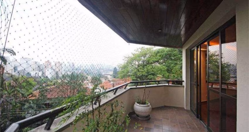 Apartamento com 4 quartos para alugar na Rua Atibaia, 136, Pacaembu, São Paulo