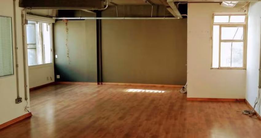 Sala comercial com 4 salas para alugar na Rua Martins Fontes, 91, Centro, São Paulo