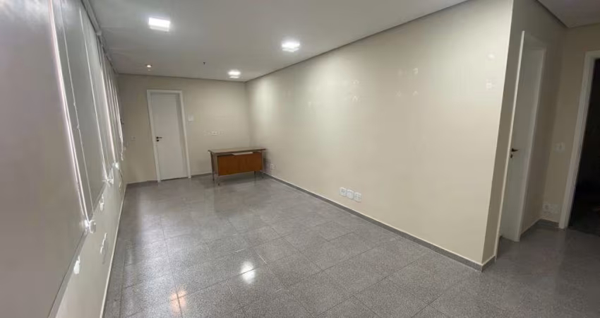 Sala comercial com 1 sala à venda na Avenida Fagundes Filho, 77, Mirandópolis, São Paulo