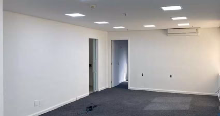 Sala comercial com 3 salas para alugar na Rua Bandeira Paulista, 726, Itaim Bibi, São Paulo