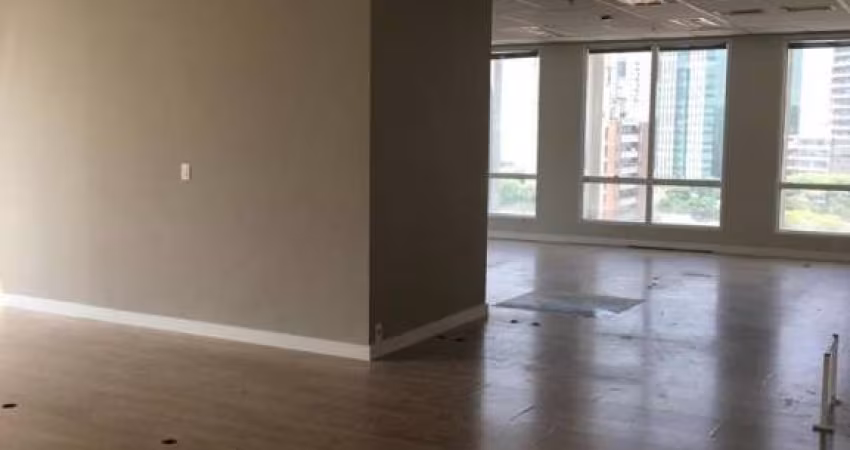 Sala comercial com 2 salas para alugar na Rua São Tomé, 86, Vila Olímpia, São Paulo