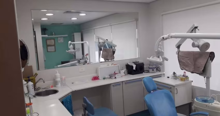Sala comercial com 1 sala à venda na Rua Fidêncio Ramos, 420, Vila Olímpia, São Paulo