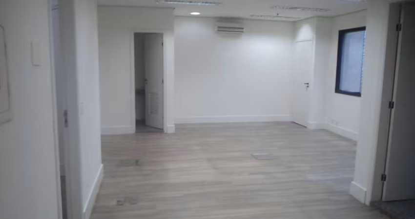 Sala comercial com 1 sala para alugar na Avenida Doutor Cardoso de Melo, 1470, Vila Olímpia, São Paulo