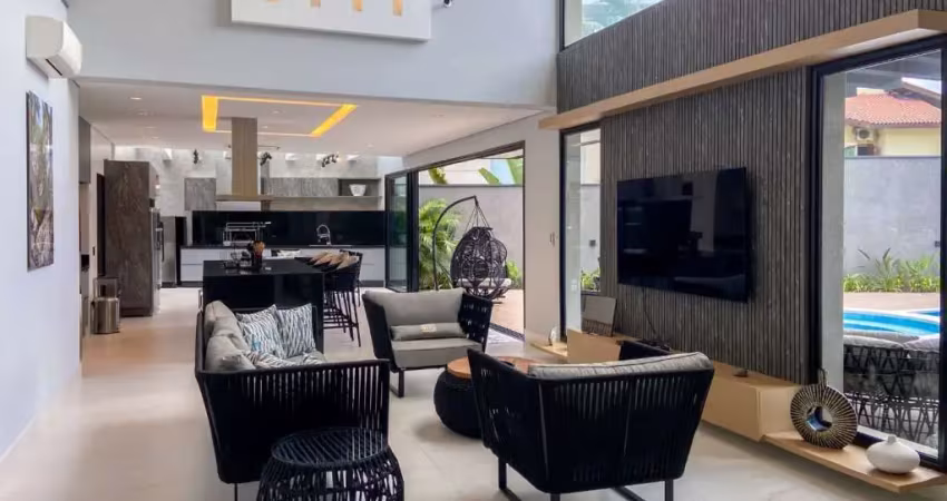 Casa próxima à praia no condomínio da riviera de são lourenço