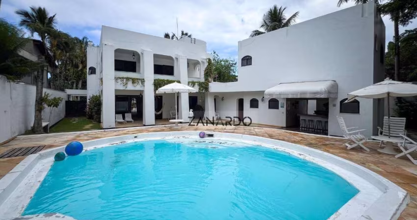 Casa à 80m da praia à venda em Riviera de São Lourenço