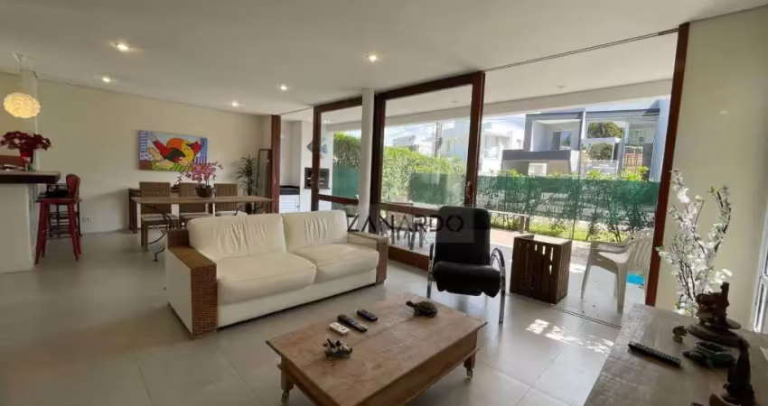Village moderno 4 dormitórios sendo 2 suítes à venda, 232 m² por R$ 2.415.000 - Riviera de São Lourenço - Bertioga/SP