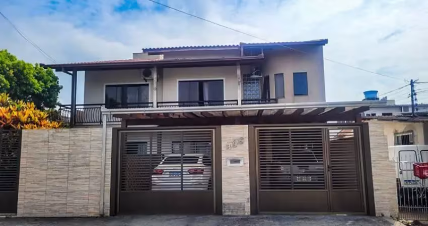 Oportunidade única de investimento!!! sobrado versátil à venda!!!