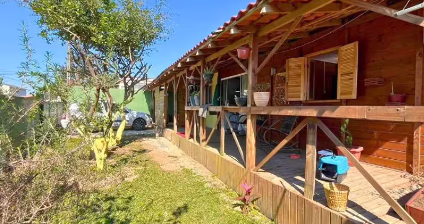 Casa de esquina no centro de navegantes, averbada - *aceita permuta*