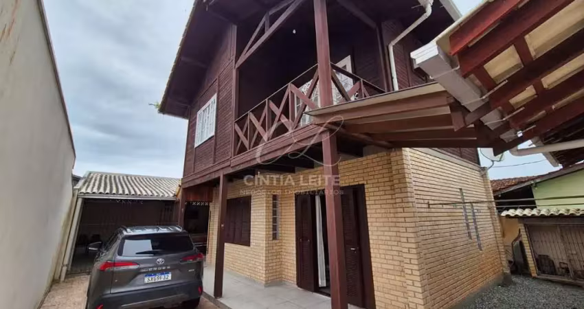 Casa com 5 quartos à venda no Centro, Penha 