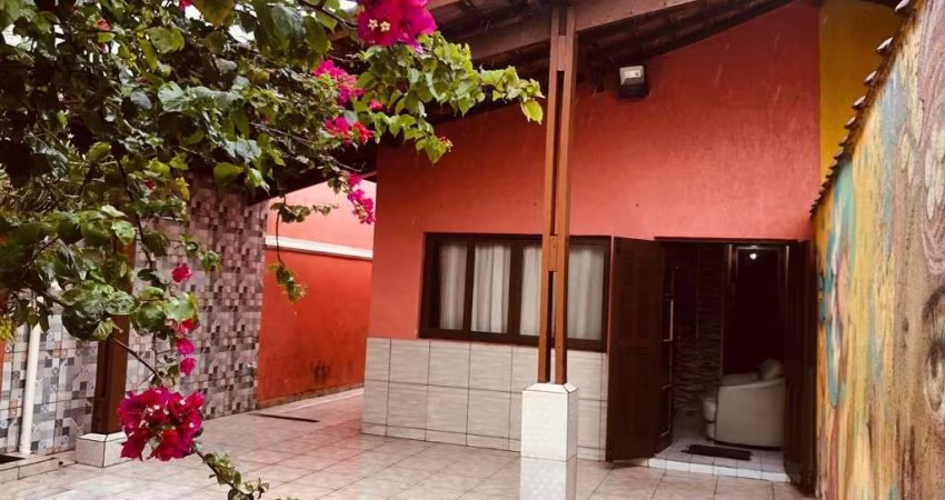 Casa com 3 dormitórios à venda, 100 m² por R$ 339.900,00 - Jardim das Palmeiras - Itanhaém/SP