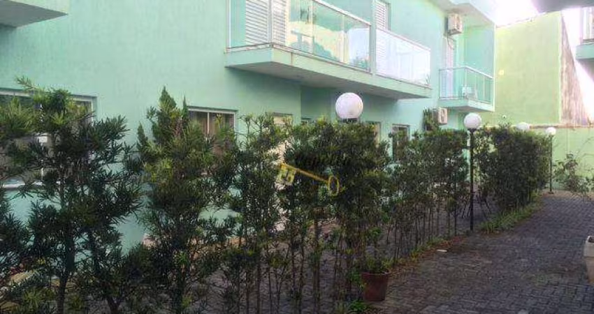 Sobrado com 2 dormitórios à venda, 71 m² por R$ 265.000,00 - Jardim das Palmeiras - Itanhaém/SP