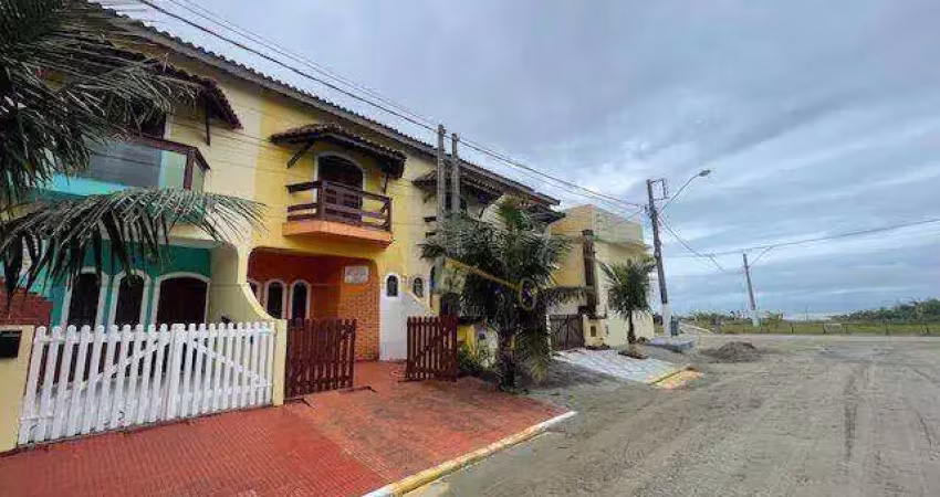 Sobrado com 2 dormitórios à venda, 50 m² por r$ 260.000,00 - jardim jamaica - itanhaém/sp