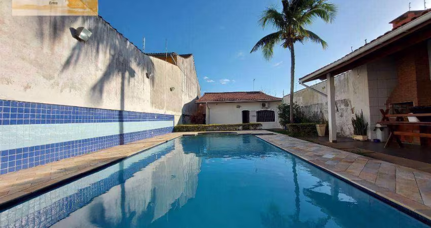 Casa com 3 dormitórios à venda, 199 m² por R$ 949.000 - Estância Balneária de Itanhaém - Itanhaém/SP