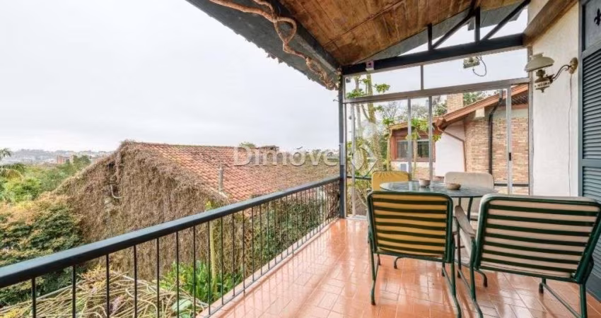 Casa com 3 quartos à venda na Rua Nossa Senhora Aparecida, 59, Vila Conceição, Porto Alegre