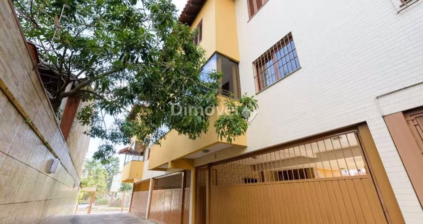 Casa em condomínio fechado com 3 quartos à venda na Rua Coronel Massot, 134, Cristal, Porto Alegre